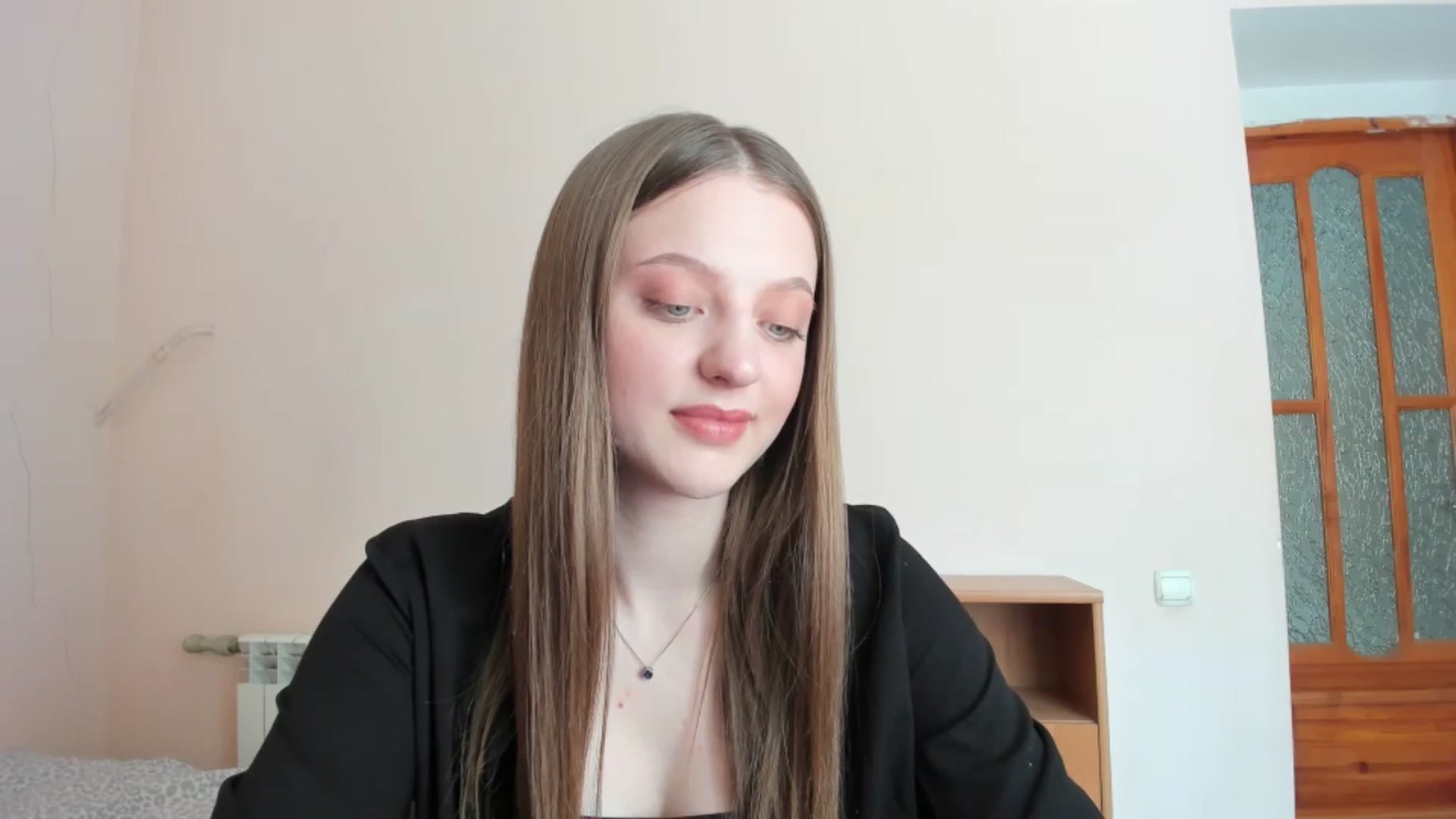 Gallery image thumbnail from Evalimi's myfreecams stream on, 07/01/2025, 11:23 image 15 of 20