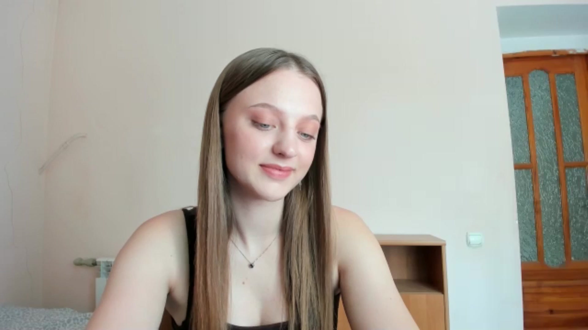 Gallery image thumbnail from Evalimi's myfreecams stream on, 07/01/2025, 13:00 image 5 of 20