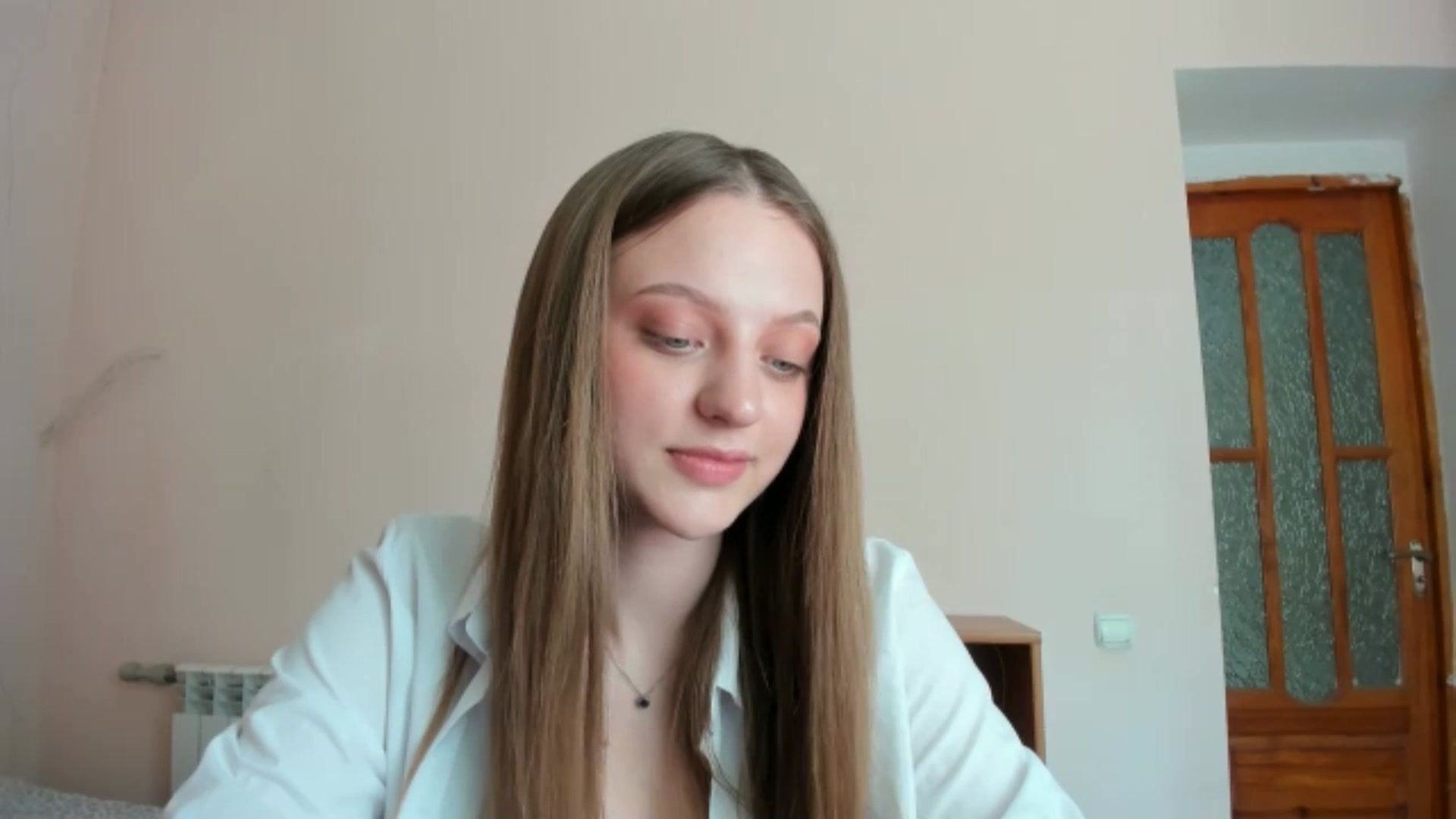 Gallery image thumbnail from Evalimi's myfreecams stream on, 07/03/2025, 11:43 image 12 of 20