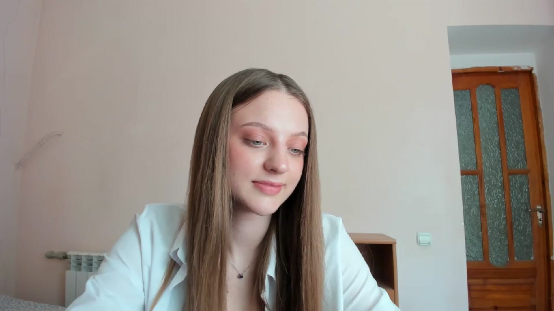 Gallery image thumbnail from Evalimi's myfreecams stream on, 07/03/2025, 11:43 image 15 of 20