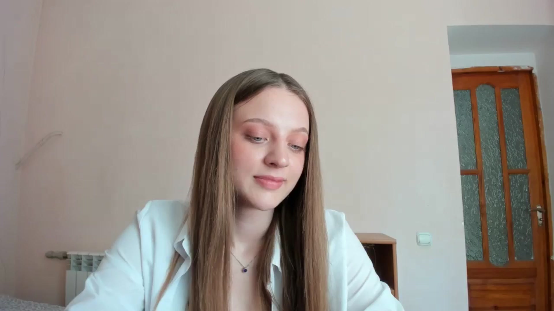 Gallery image thumbnail from Evalimi's myfreecams stream on, 07/03/2025, 11:43 image 16 of 20
