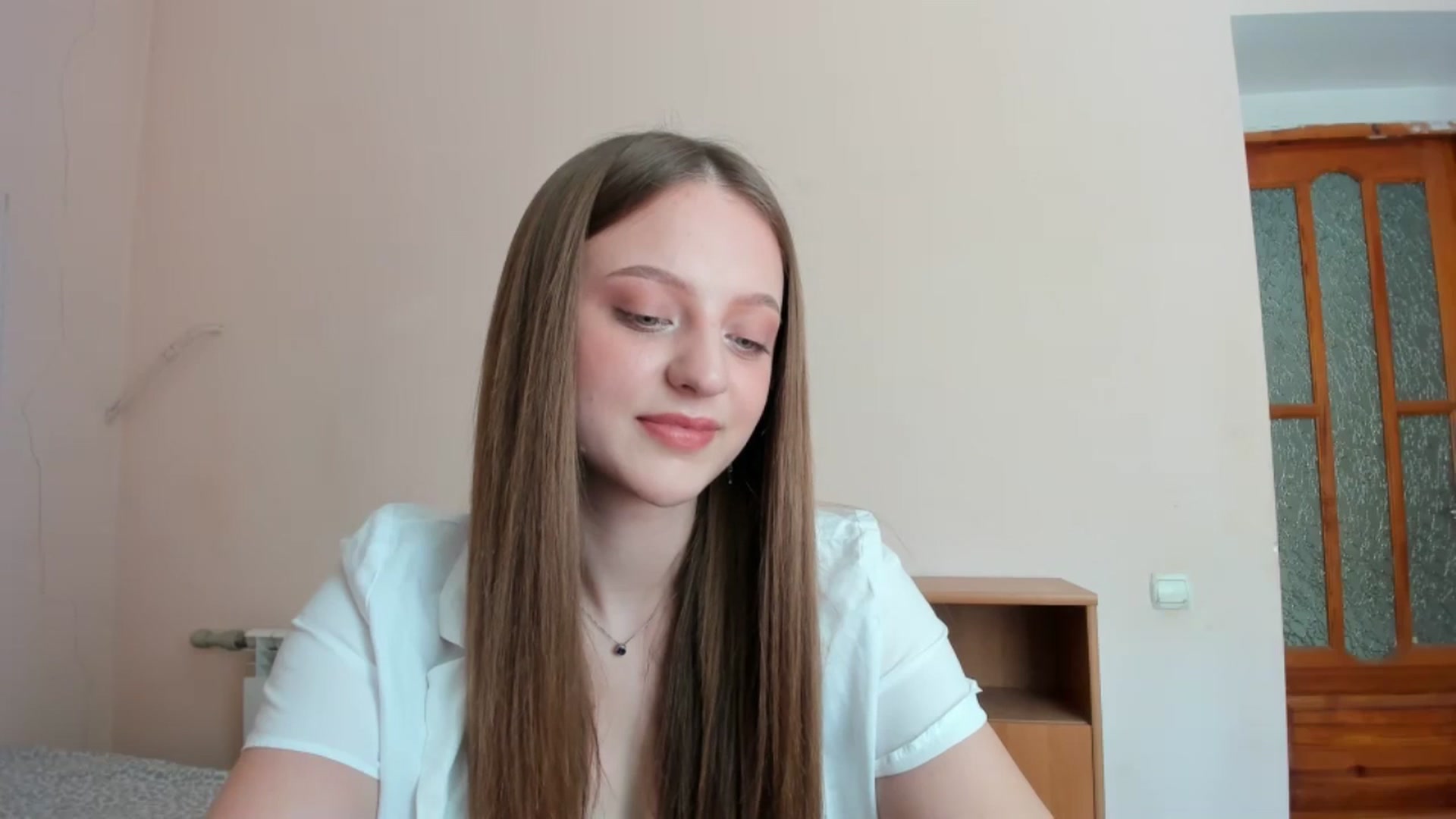 Gallery image thumbnail from Evalimi's myfreecams stream on, 07/04/2025, 11:14 image 12 of 20