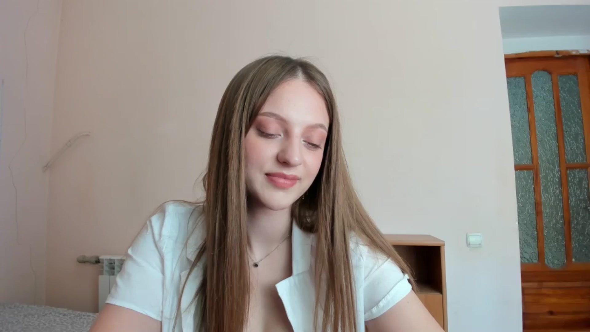 Gallery image thumbnail from Evalimi's myfreecams stream on, 07/04/2025, 11:41 image 16 of 20