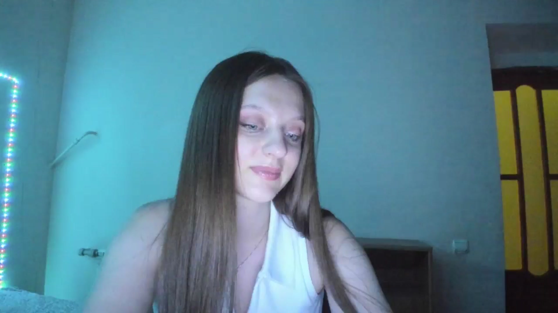 Gallery image thumbnail from Evalimi's myfreecams stream on, 07/05/2025, 21:19 image 13 of 20