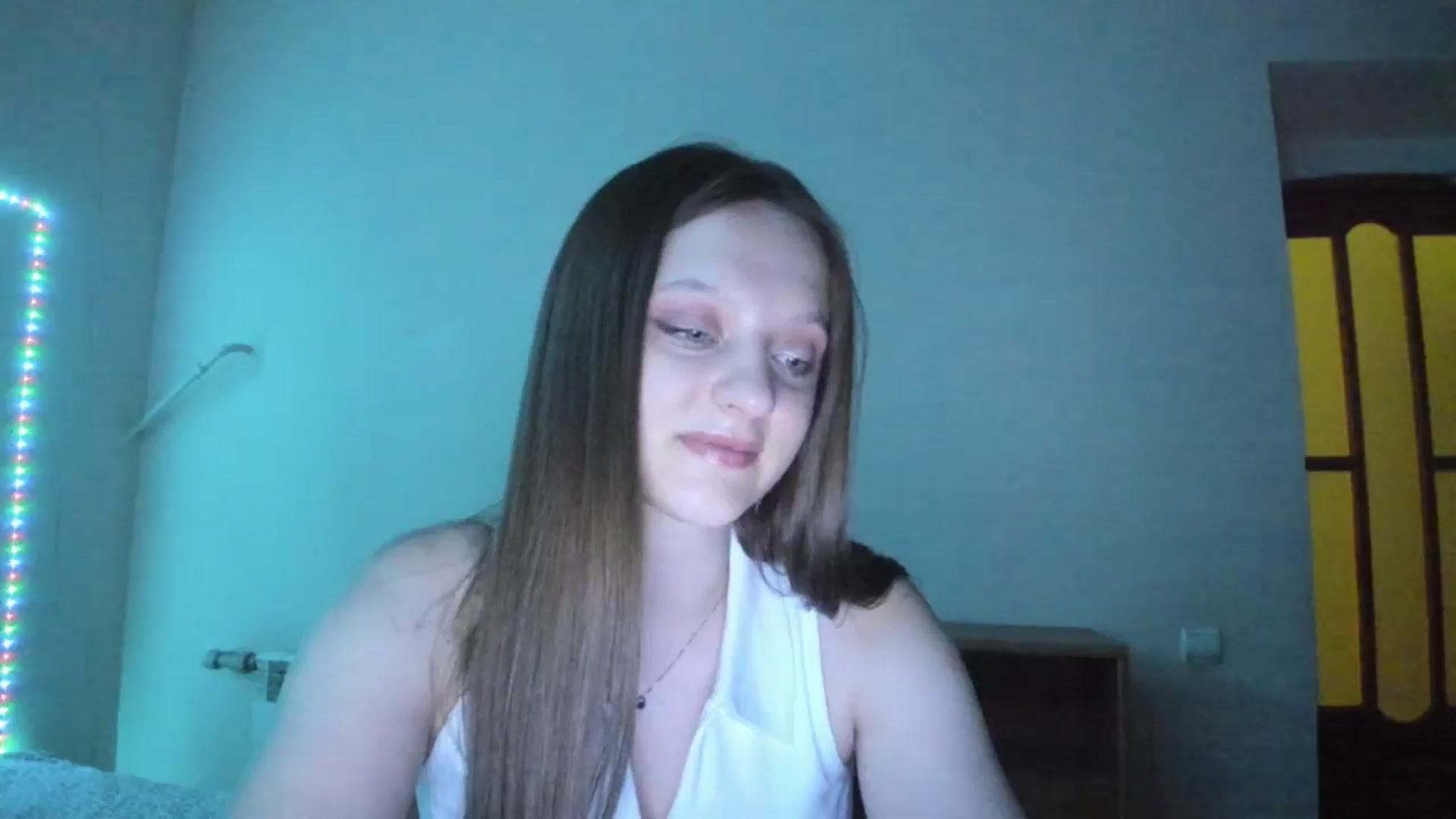 Gallery image thumbnail from Evalimi's myfreecams stream on, 07/05/2025, 21:19 image 12 of 20