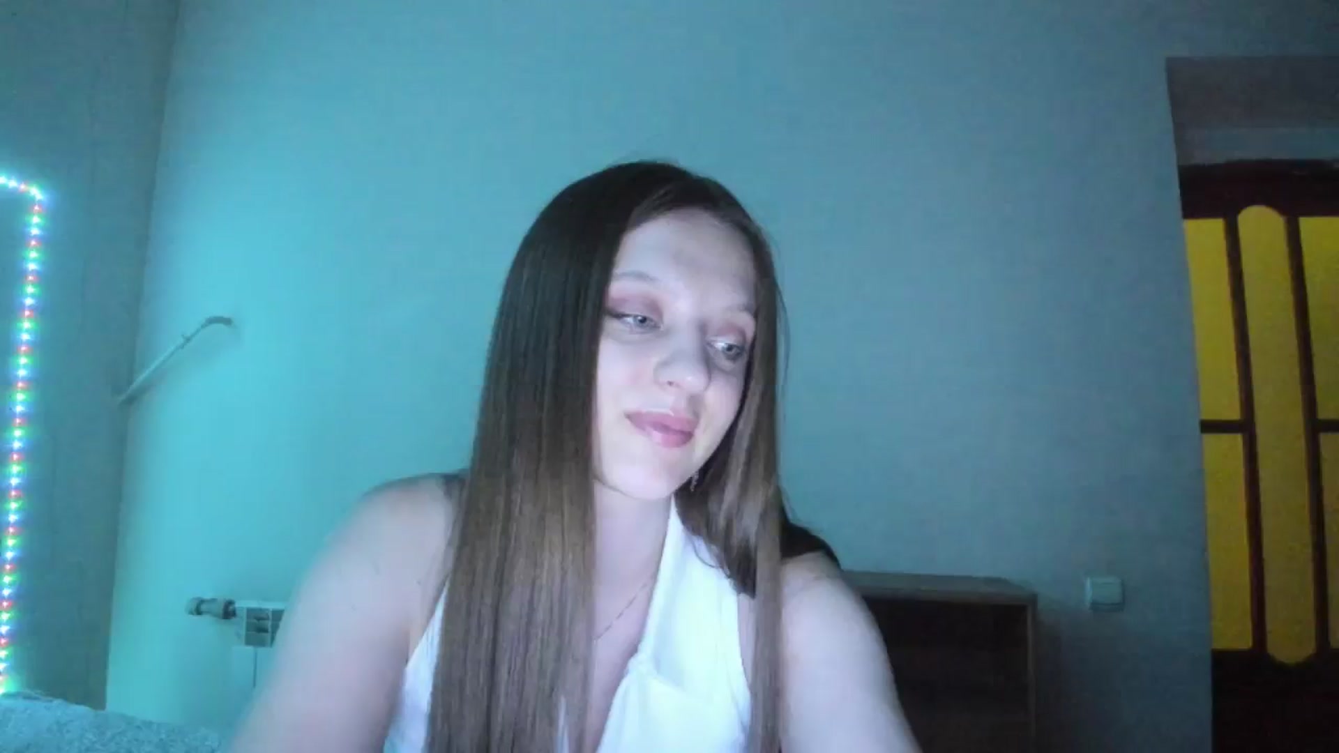 Gallery image thumbnail from Evalimi's myfreecams stream on, 07/05/2025, 21:19 image 15 of 20