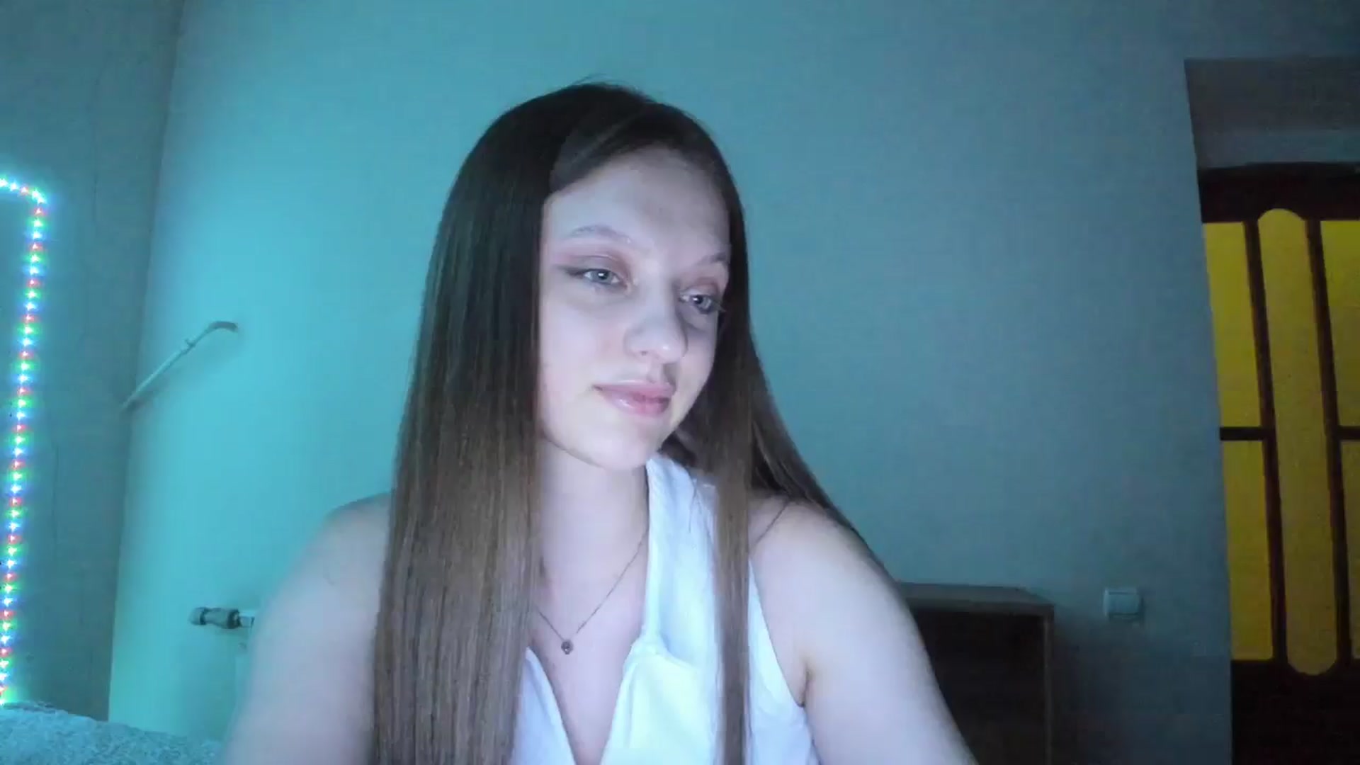 Gallery image thumbnail from Evalimi's myfreecams stream on, 07/05/2025, 21:19 image 5 of 20