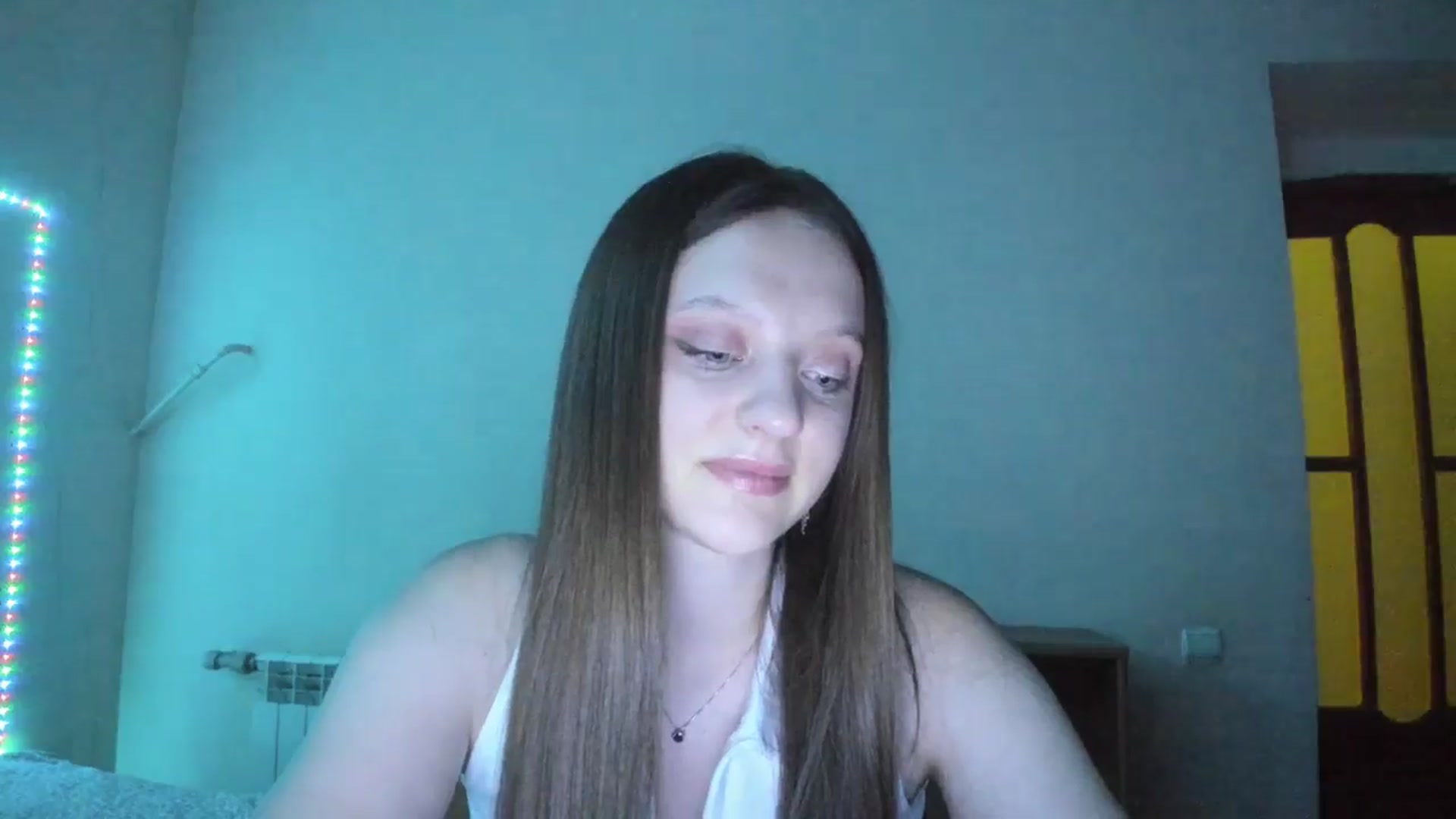 Gallery image thumbnail from Evalimi's myfreecams stream on, 07/05/2025, 21:19 image 11 of 20