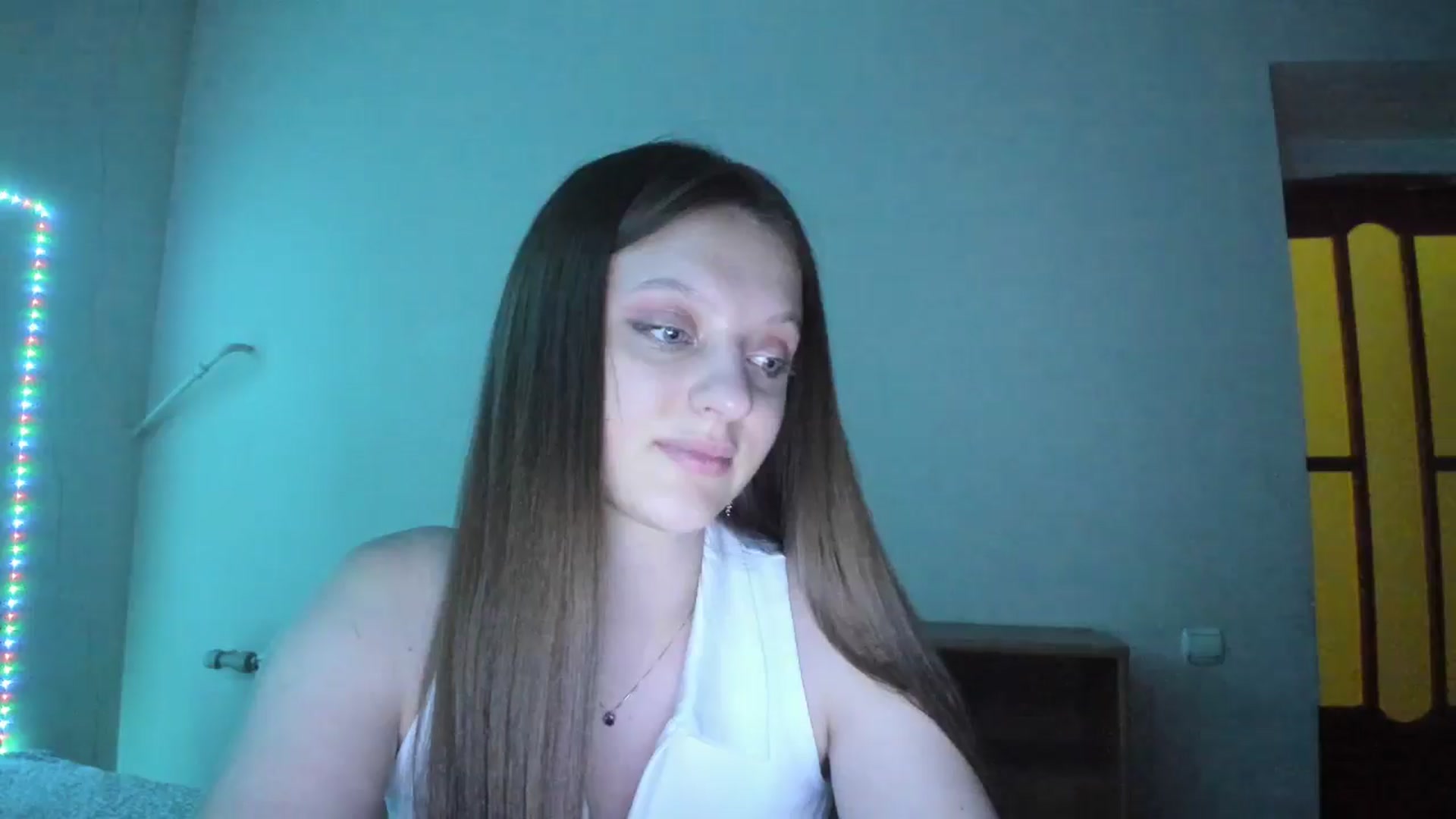 Gallery image thumbnail from Evalimi's myfreecams stream on, 07/05/2025, 21:19 image 4 of 20