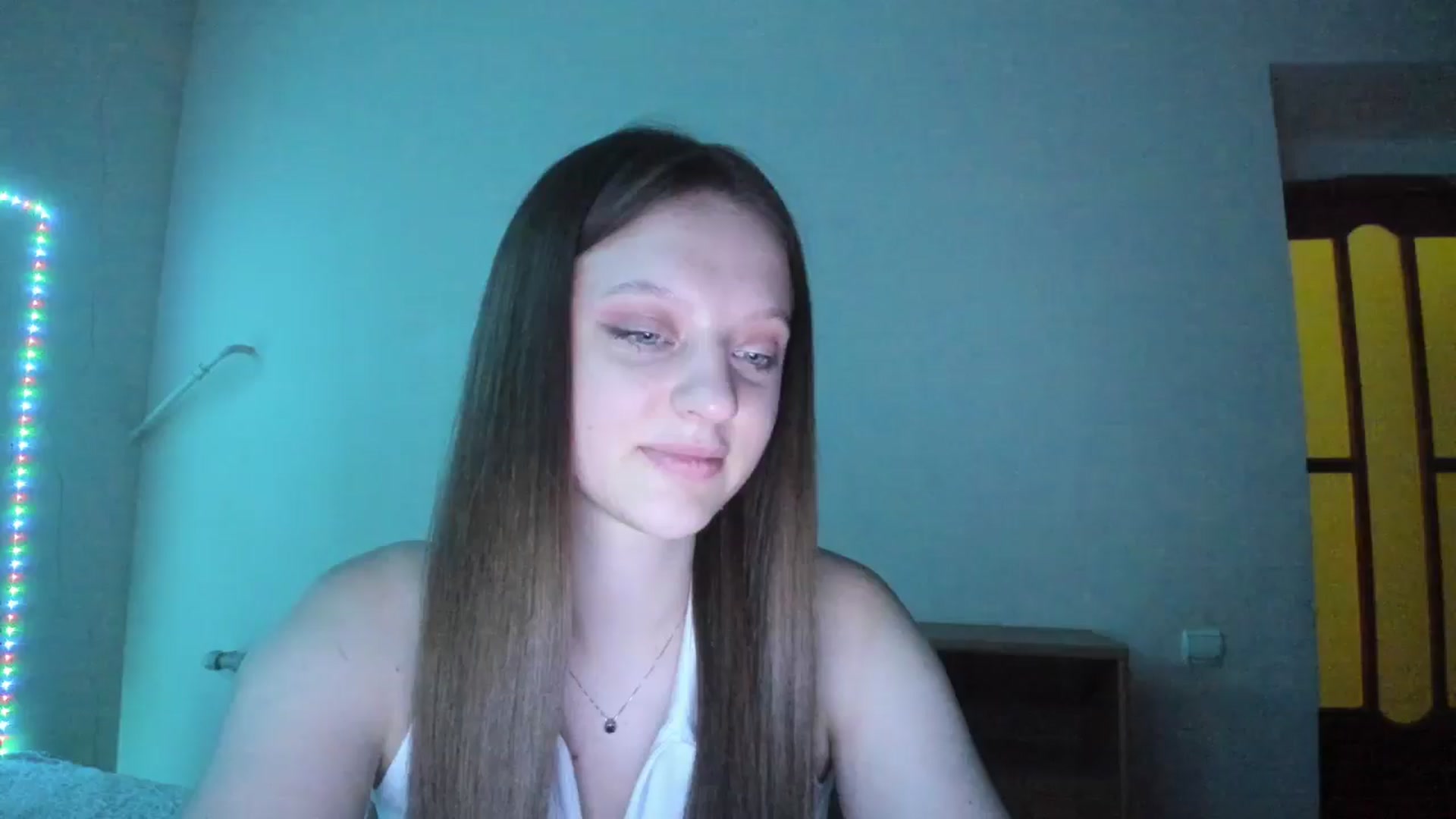Gallery image thumbnail from Evalimi's myfreecams stream on, 07/05/2025, 21:19 image 1 of 20