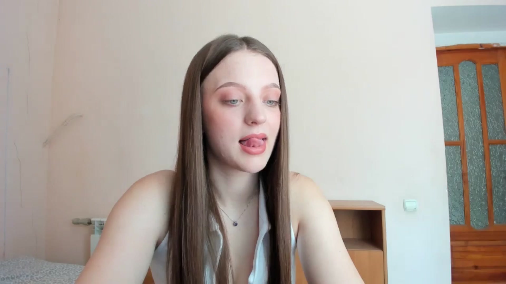 Gallery image thumbnail from Evalimi's myfreecams stream on, 07/06/2025, 10:45 image 11 of 20