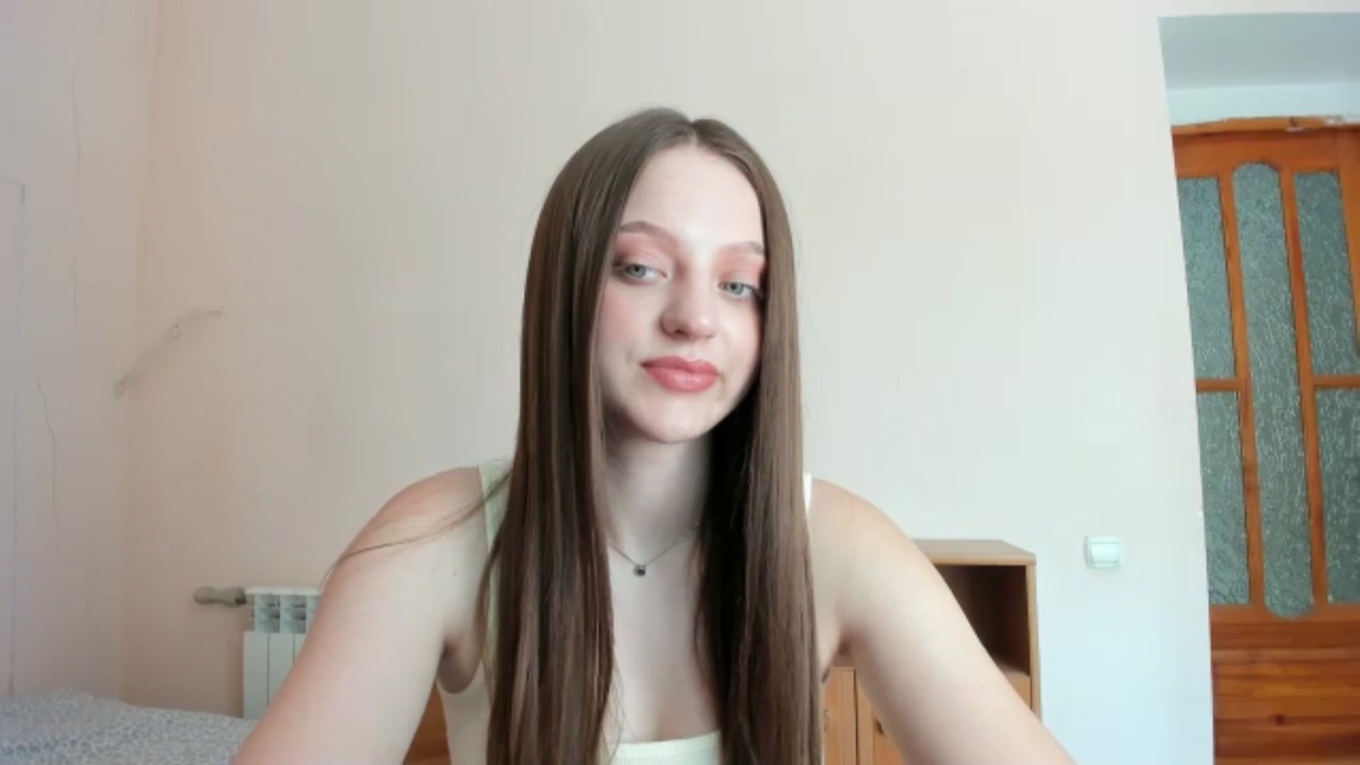 Gallery image thumbnail from Evalimi's myfreecams stream on, 07/06/2025, 11:38 image 14 of 20
