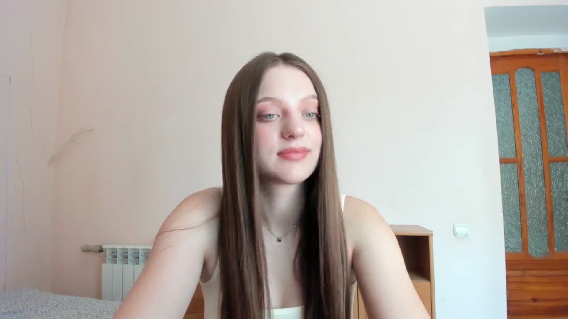 Gallery image thumbnail from Evalimi's myfreecams stream on, 07/06/2025, 11:38 image 15 of 20