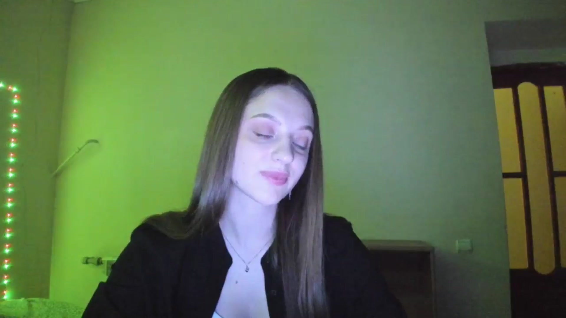 Gallery image thumbnail from Evalimi's myfreecams stream on, 07/08/2025, 18:27 image 16 of 20