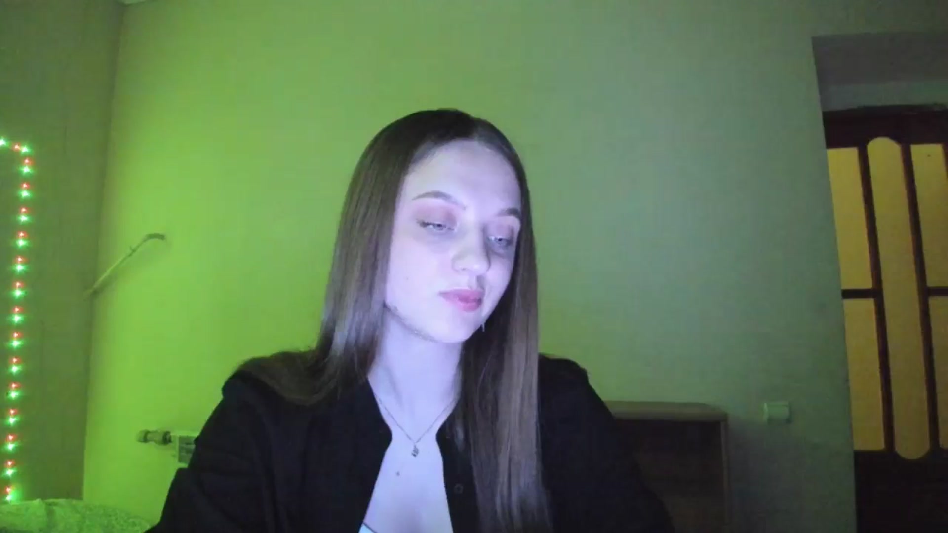 Gallery image thumbnail from Evalimi's myfreecams stream on, 07/08/2025, 18:27 image 15 of 20