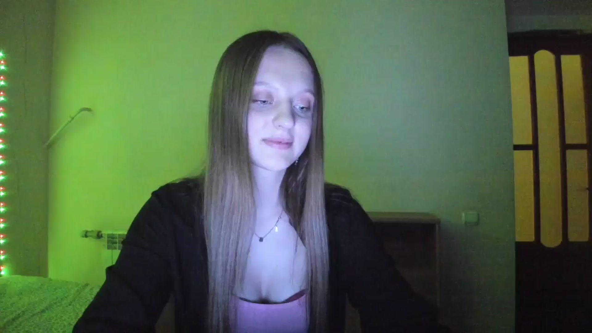 Gallery image thumbnail from Evalimi's myfreecams stream on, 07/11/2025, 19:37 image 18 of 20