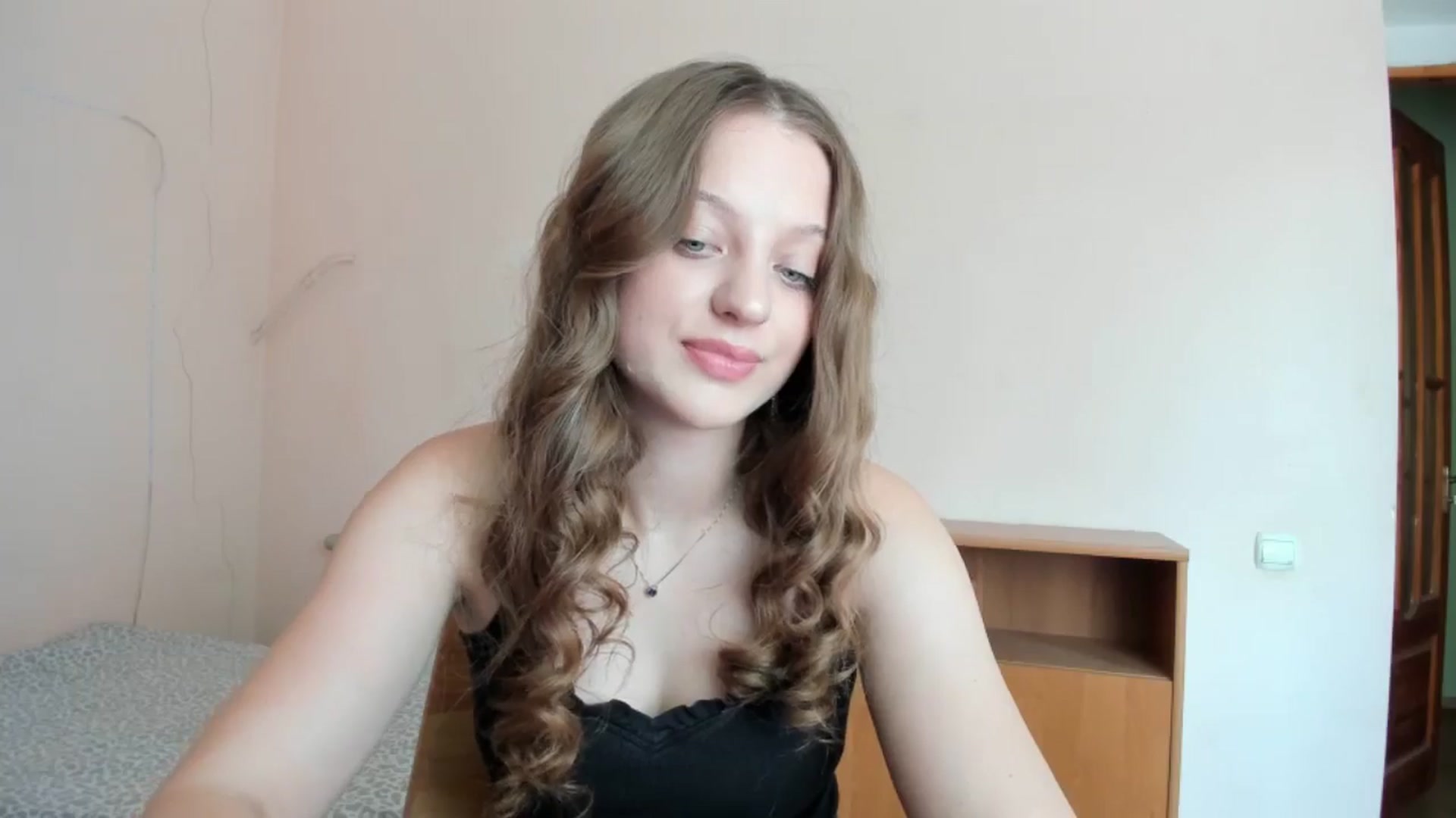 Gallery image thumbnail from Evalimi's myfreecams stream on, 07/14/2025, 12:25 image 12 of 20