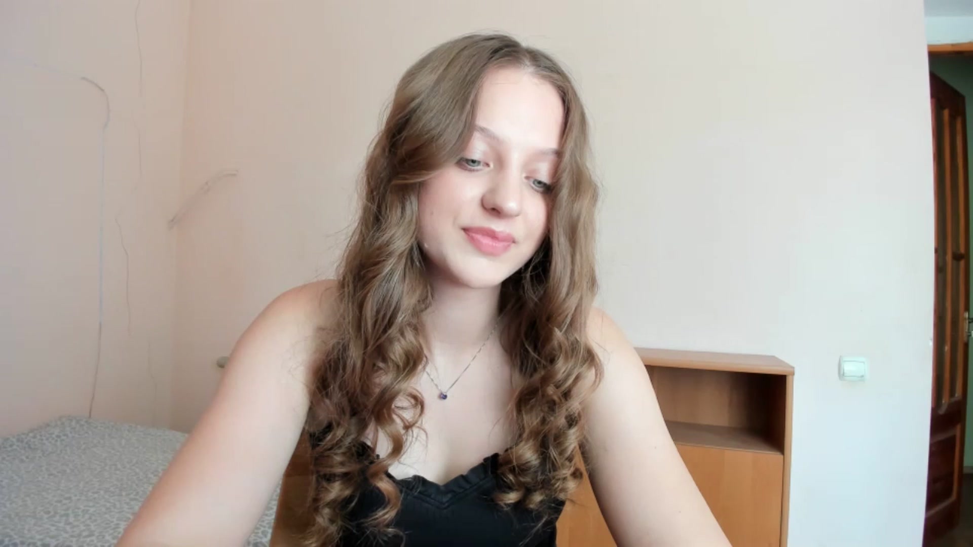 Gallery image thumbnail from Evalimi's myfreecams stream on, 07/14/2025, 12:25 image 10 of 20