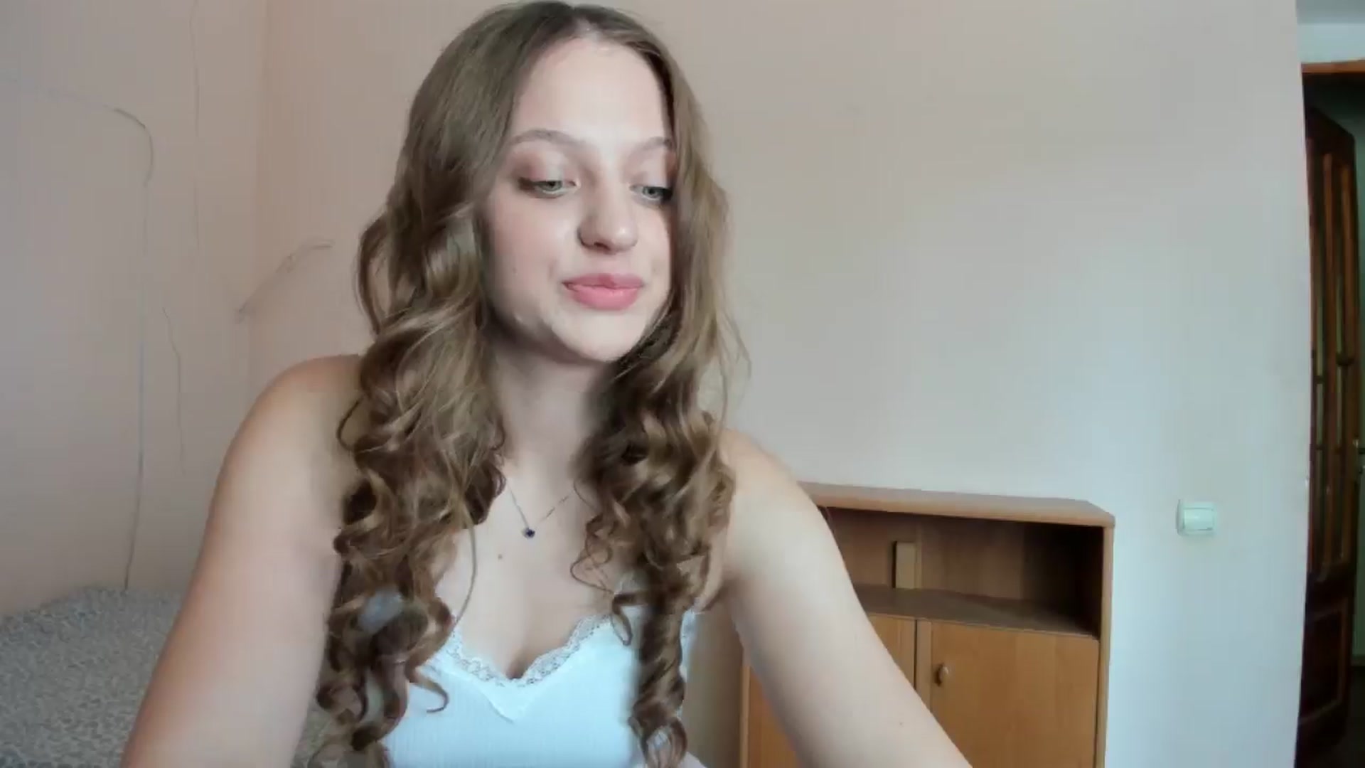 Gallery image thumbnail from Evalimi's myfreecams stream on, 07/14/2025, 14:00 image 18 of 20