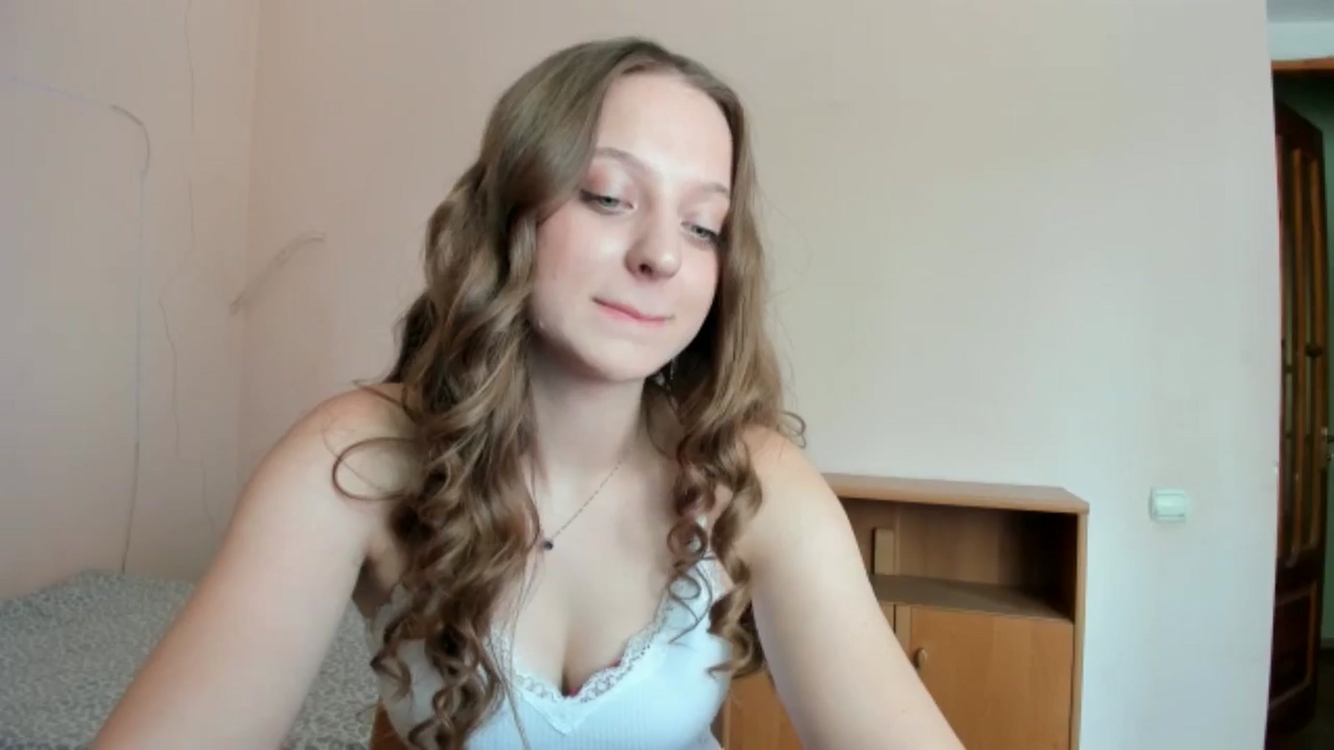 Gallery image thumbnail from Evalimi's myfreecams stream on, 07/14/2025, 14:00 image 12 of 20
