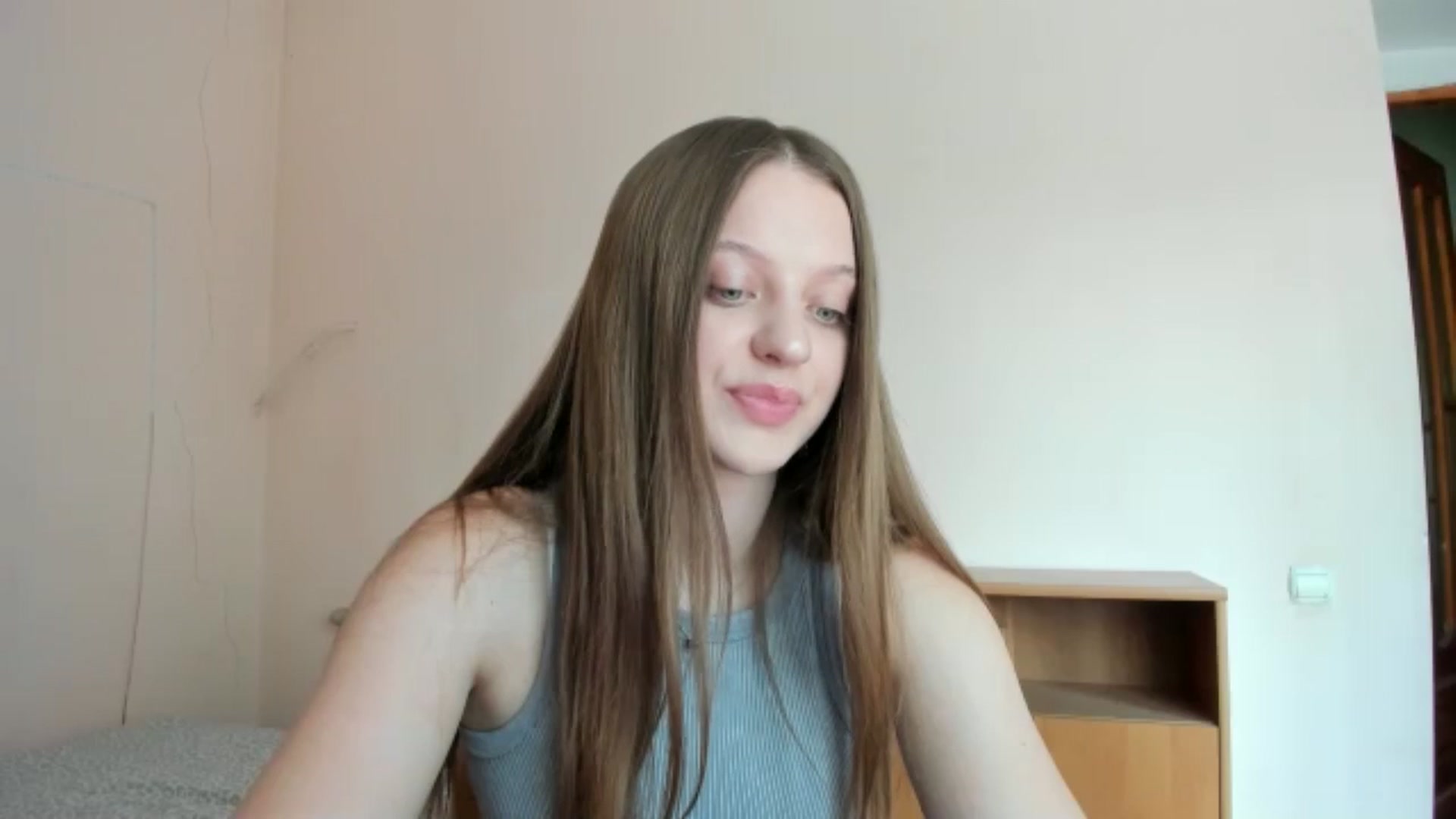 Gallery image thumbnail from Evalimi's myfreecams stream on, 07/15/2025, 11:08 image 16 of 20