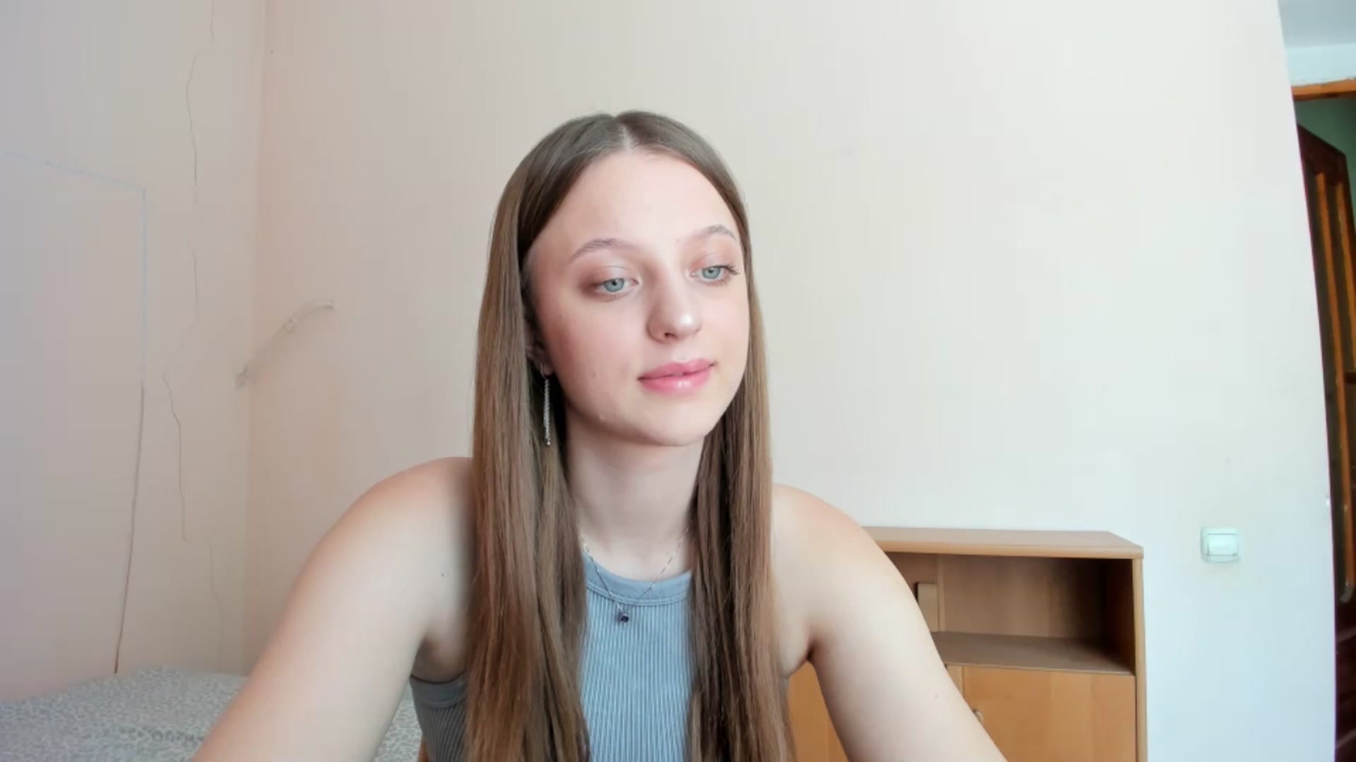 Gallery image thumbnail from Evalimi's myfreecams stream on, 07/15/2025, 11:08 image 3 of 20