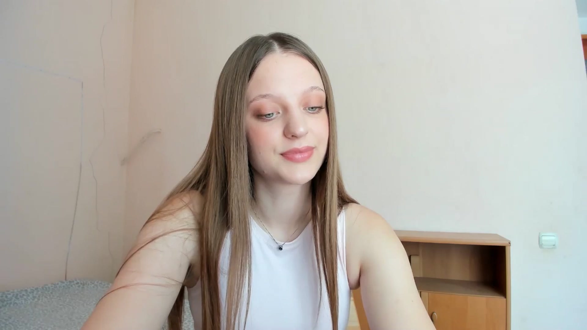 Gallery image thumbnail from Evalimi's myfreecams stream on, 07/21/2025, 10:56 image 2 of 20