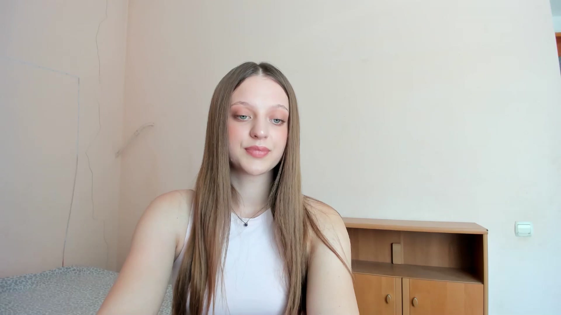 Gallery image thumbnail from Evalimi's myfreecams stream on, 07/21/2025, 11:35 image 5 of 20