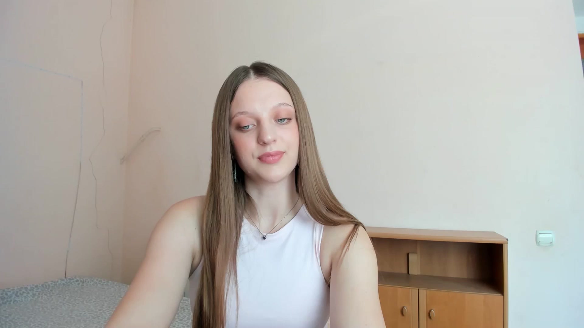 Gallery image thumbnail from Evalimi's myfreecams stream on, 07/21/2025, 11:35 image 1 of 20