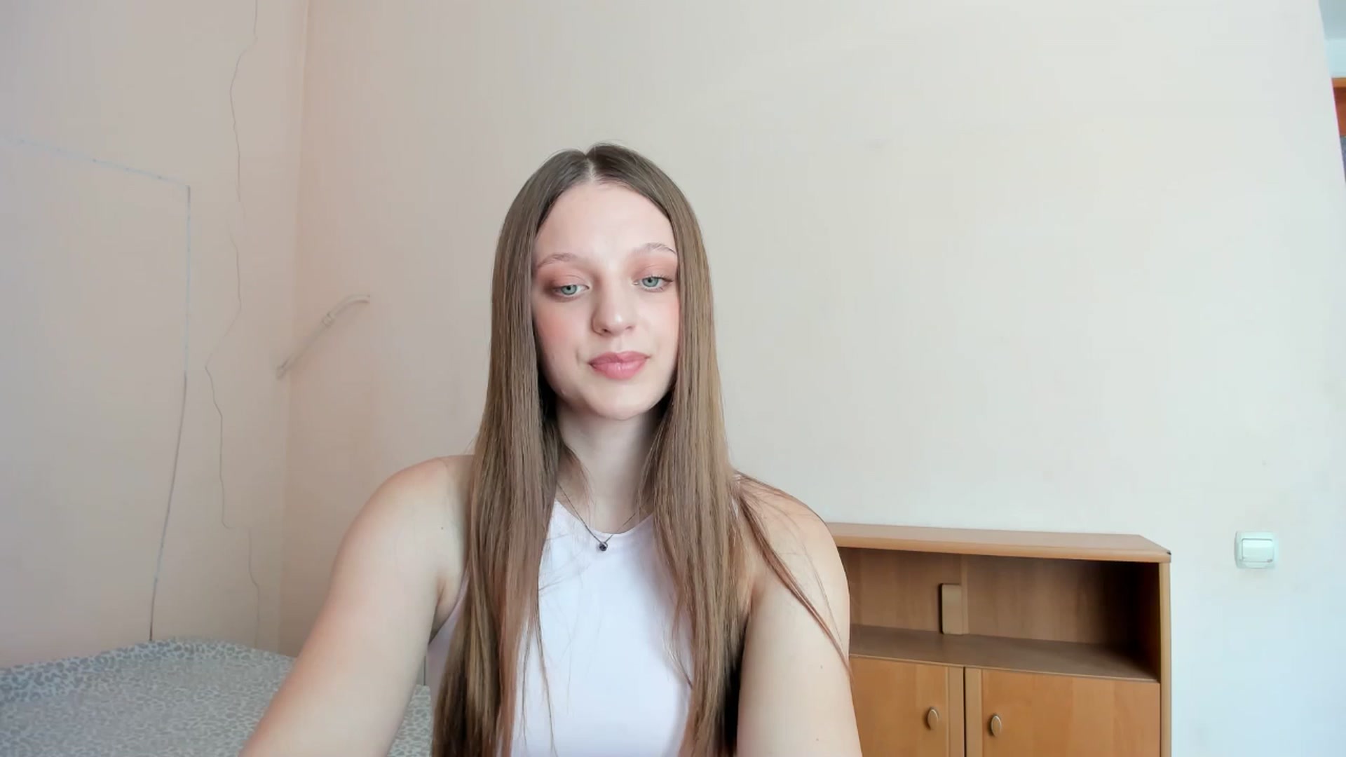 Gallery image thumbnail from Evalimi's myfreecams stream on, 07/21/2025, 11:35 image 3 of 20