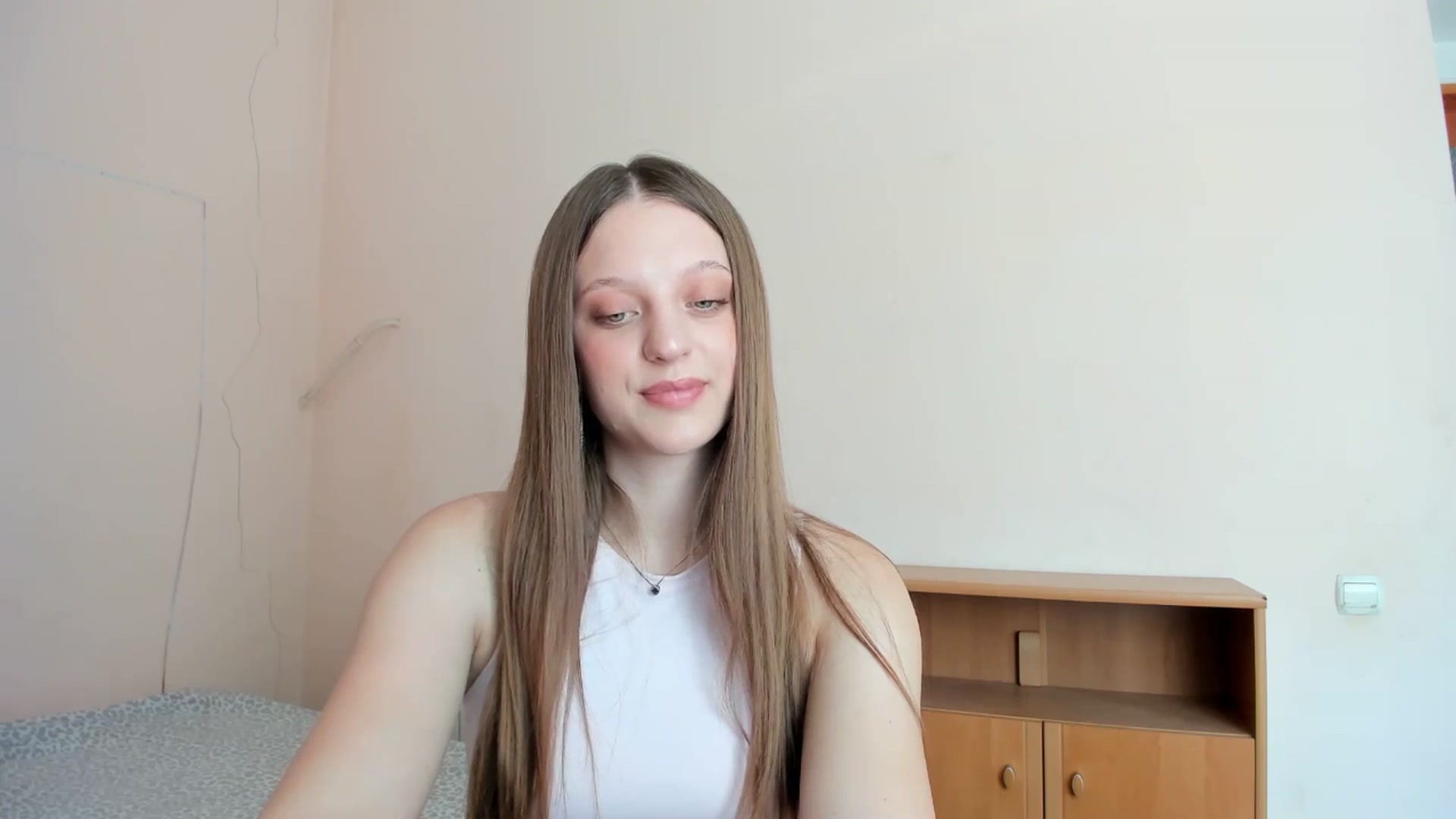 Gallery image thumbnail from Evalimi's myfreecams stream on, 07/21/2025, 11:35 image 2 of 20