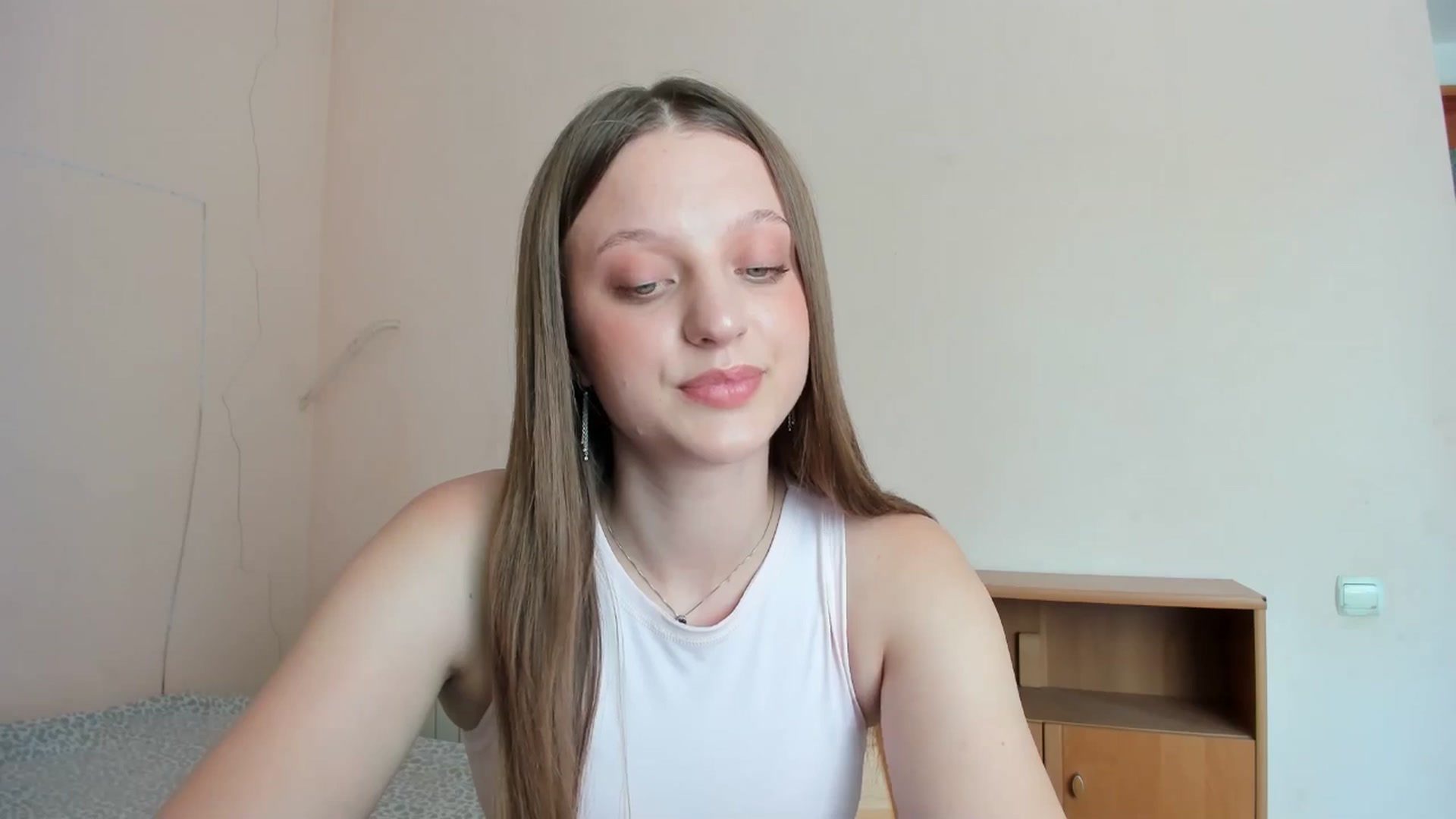 Gallery image thumbnail from Evalimi's myfreecams stream on, 07/21/2025, 12:22 image 20 of 20