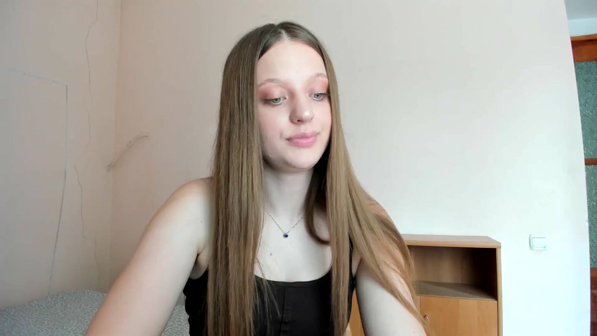 Gallery image thumbnail from Evalimi's myfreecams stream on, 07/22/2025, 11:58 image 11 of 20