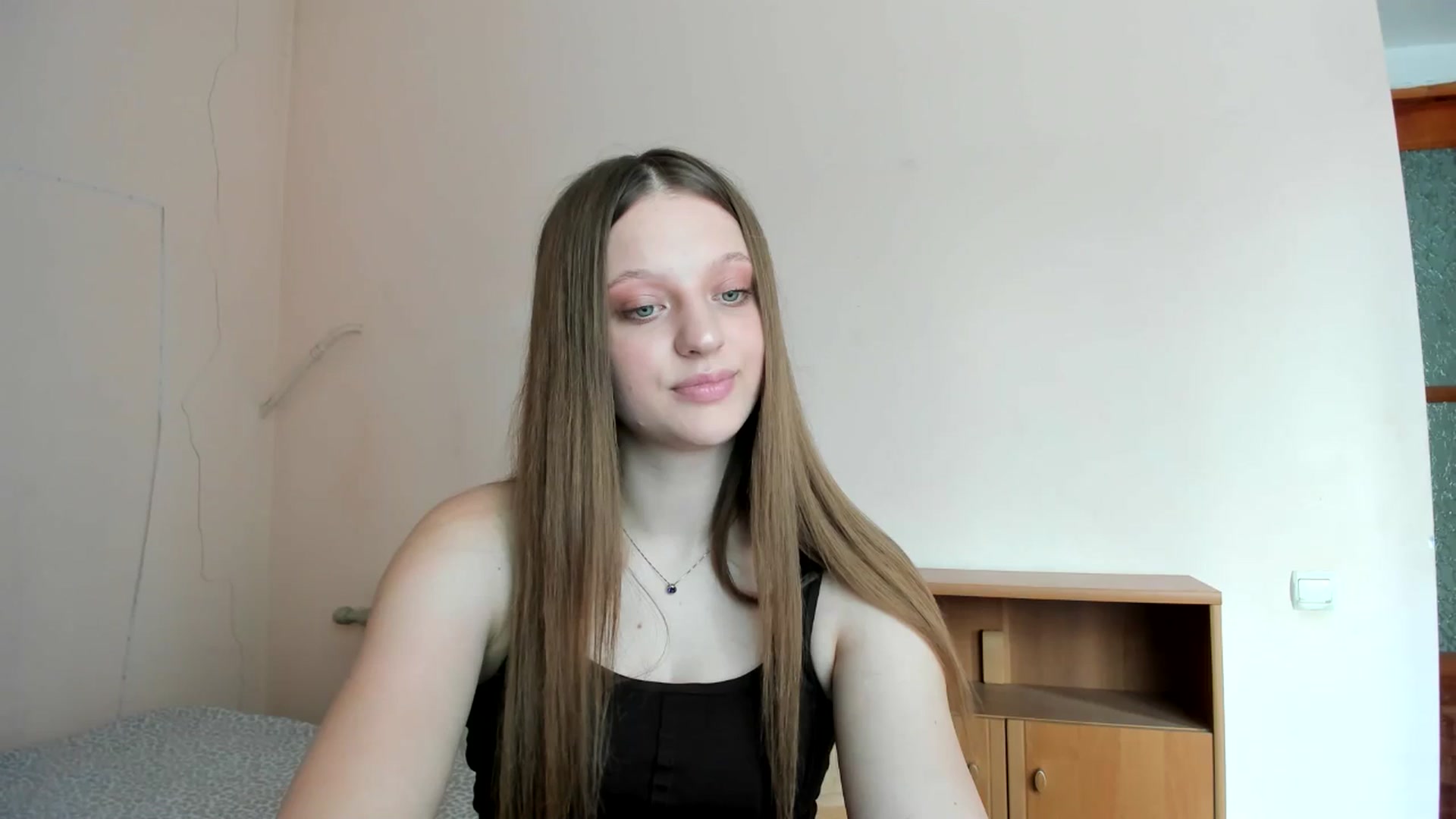 Gallery image thumbnail from Evalimi's myfreecams stream on, 07/22/2025, 11:58 image 10 of 20