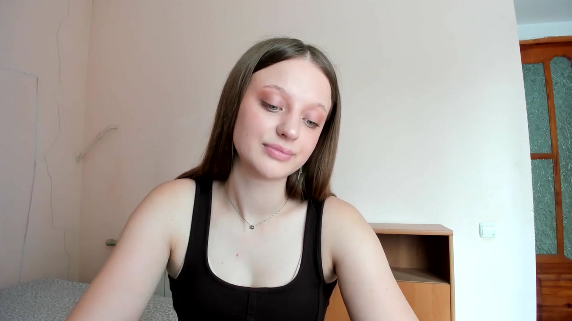 Gallery image thumbnail from Evalimi's myfreecams stream on, 07/22/2025, 11:58 image 16 of 20