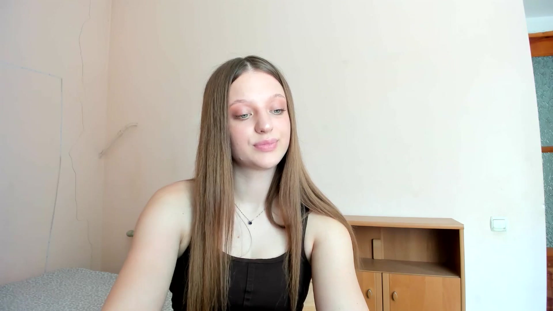 Gallery image thumbnail from Evalimi's myfreecams stream on, 07/22/2025, 11:58 image 9 of 20