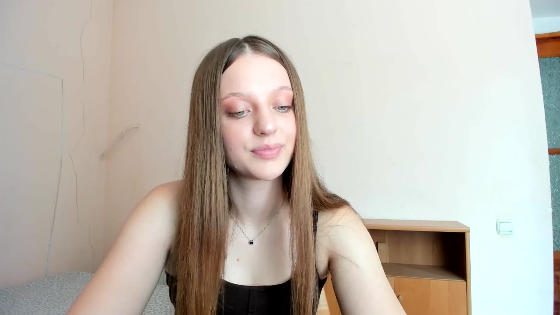 Gallery image thumbnail from Evalimi's myfreecams stream on, 07/22/2025, 11:58 image 6 of 20
