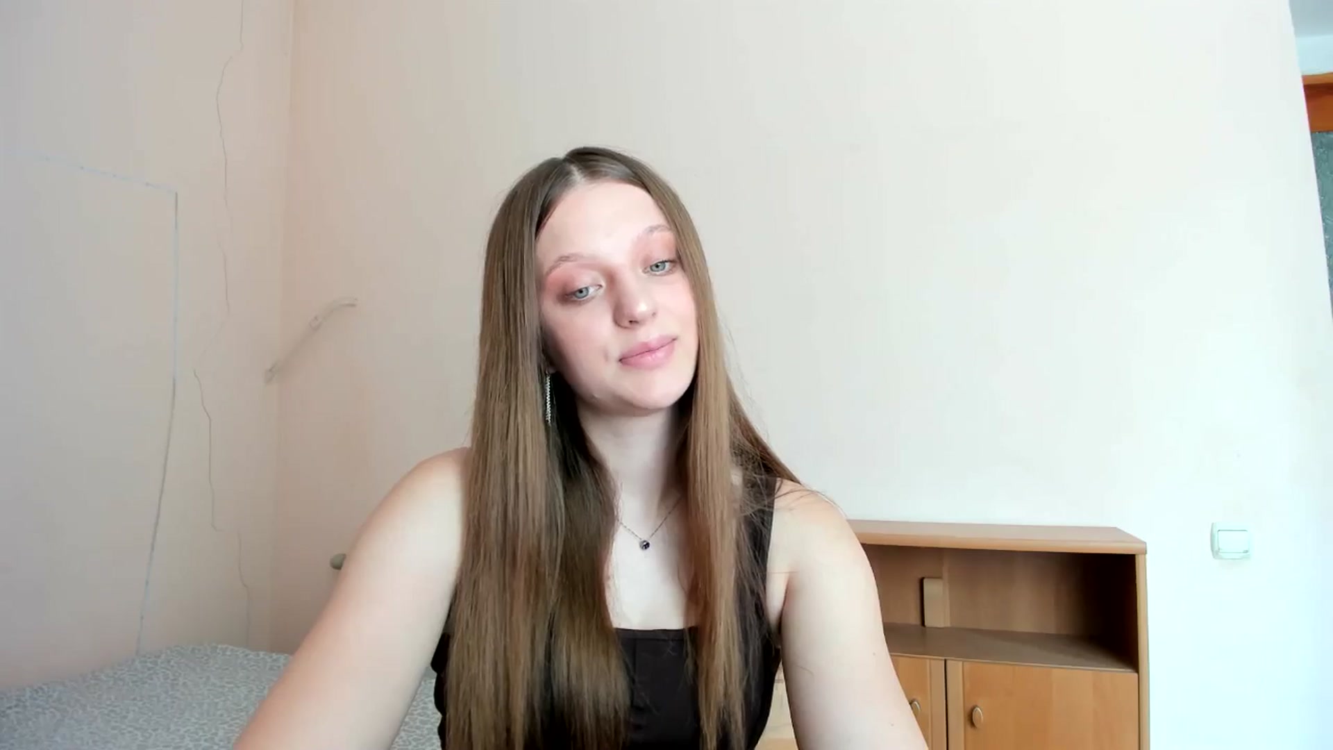 Gallery image thumbnail from Evalimi's myfreecams stream on, 07/22/2025, 11:58 image 3 of 20
