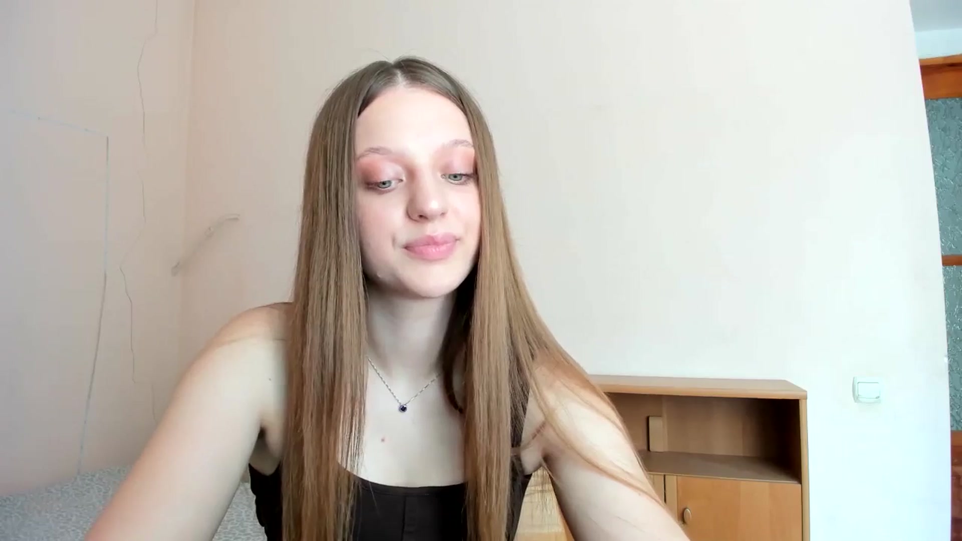 Gallery image thumbnail from Evalimi's myfreecams stream on, 07/22/2025, 11:58 image 8 of 20