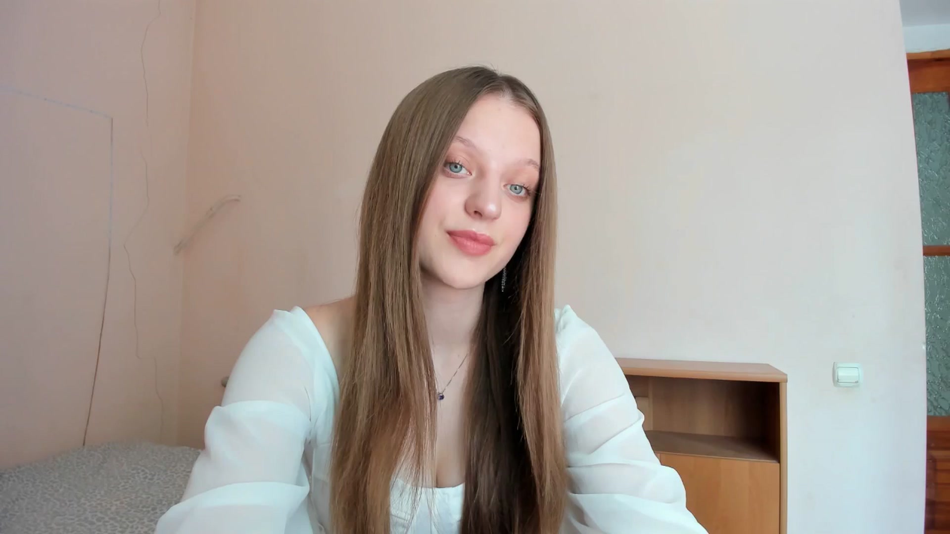 Gallery image thumbnail from Evalimi's myfreecams stream on, 07/23/2025, 11:37 image 1 of 20