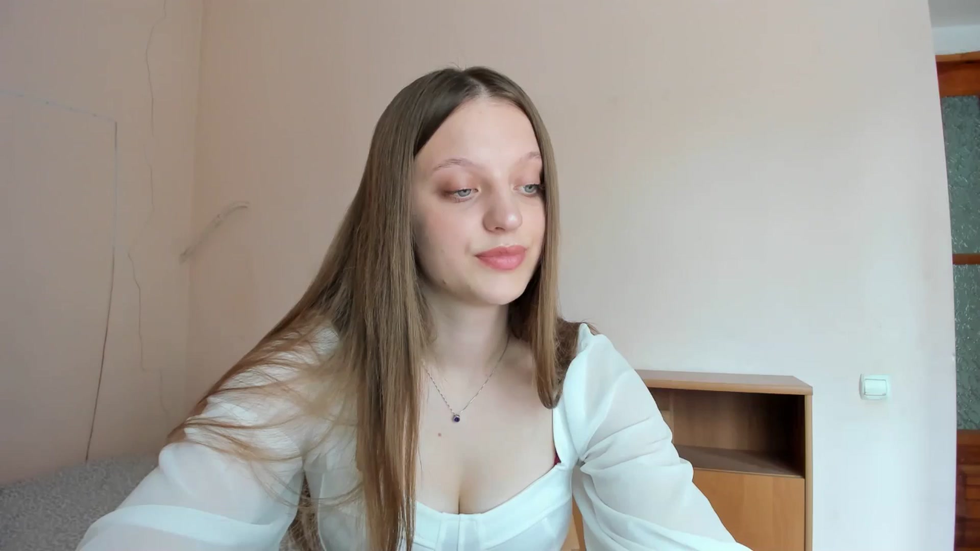 Gallery image thumbnail from Evalimi's myfreecams stream on, 07/23/2025, 11:37 image 16 of 20
