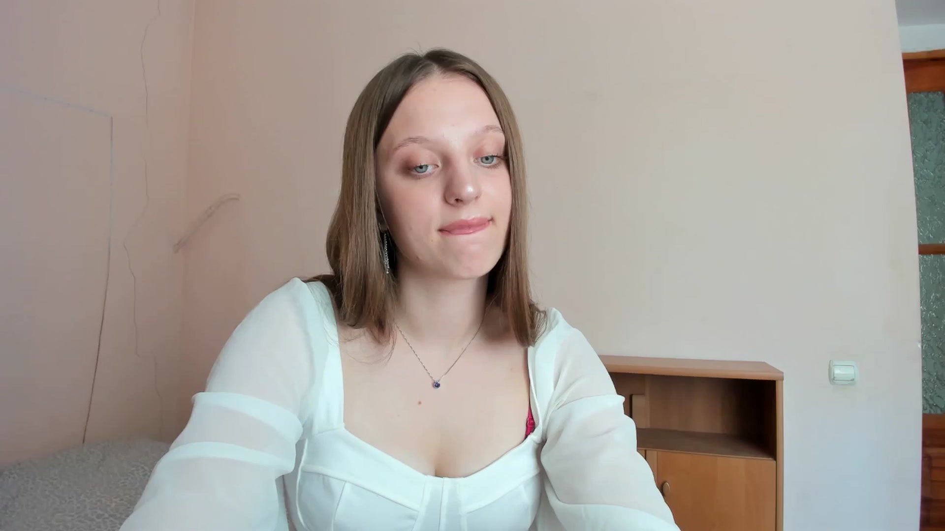 Gallery image thumbnail from Evalimi's myfreecams stream on, 07/23/2025, 12:25 image 16 of 20