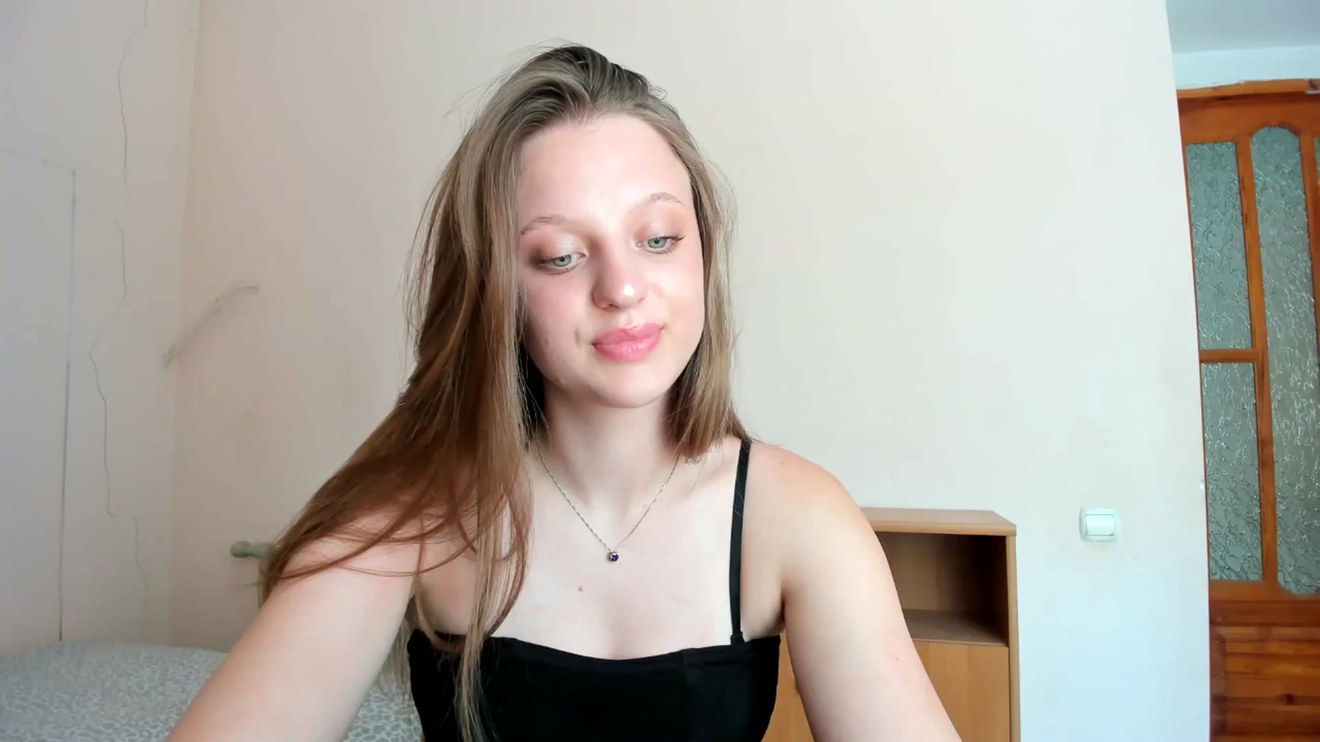 Gallery image thumbnail from Evalimi's myfreecams stream on, 07/25/2025, 11:03 image 19 of 20