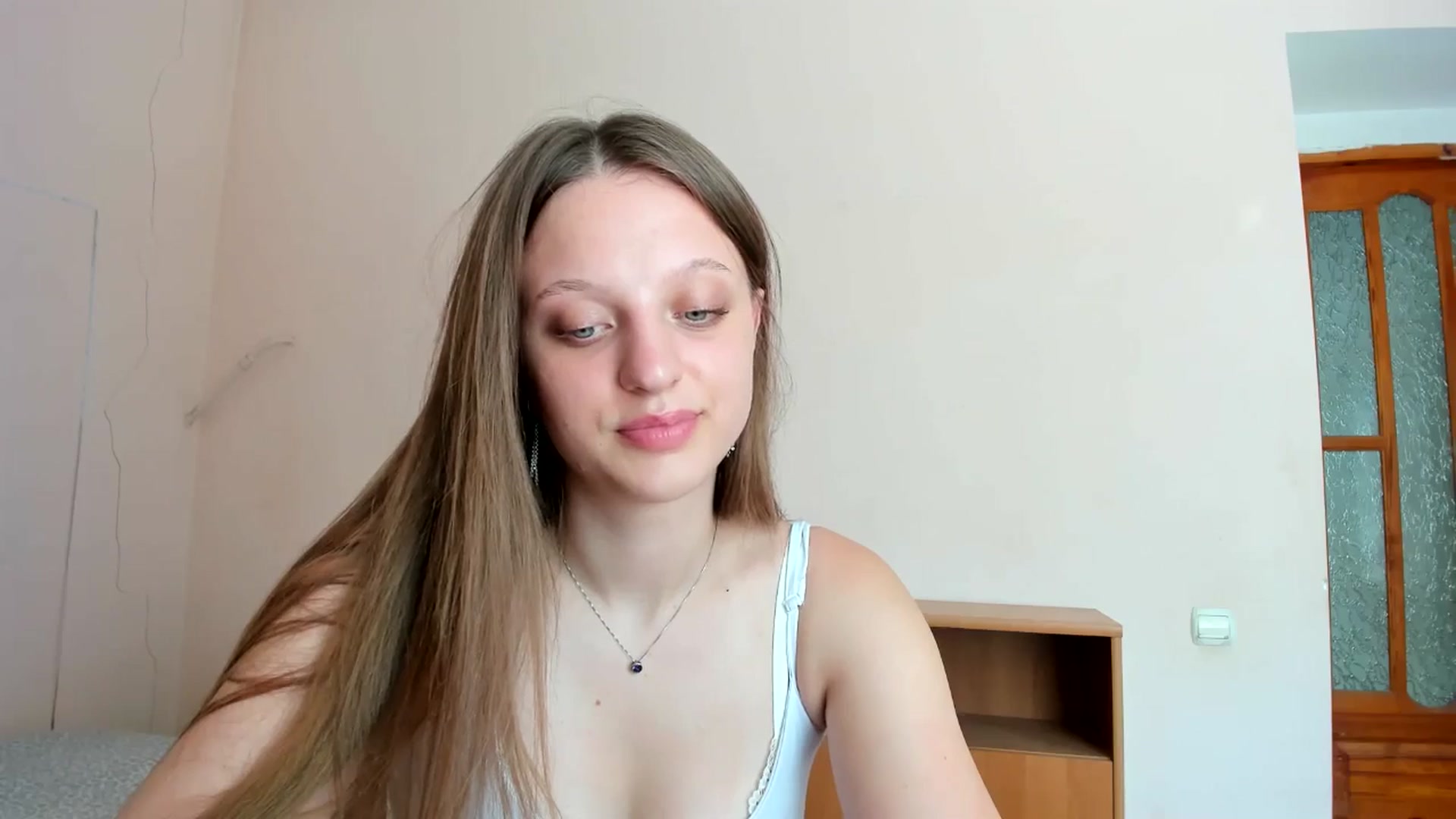 Gallery image thumbnail from Evalimi's myfreecams stream on, 07/26/2025, 10:58 image 12 of 20