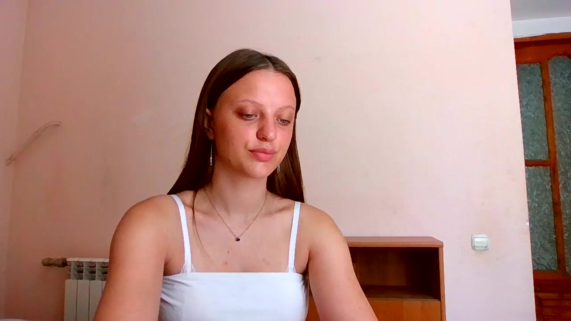 Gallery image thumbnail from Evalimi's myfreecams stream on, 08/03/2025, 11:19 image 6 of 20