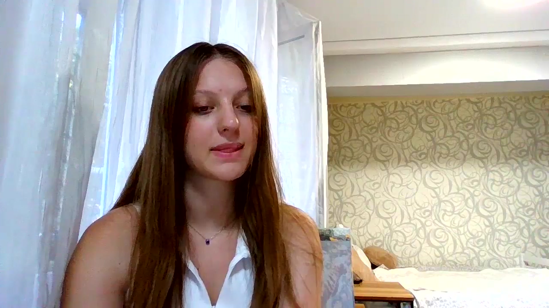 Gallery image thumbnail from Evalimi's myfreecams stream on, 08/08/2025, 14:39 image 8 of 20