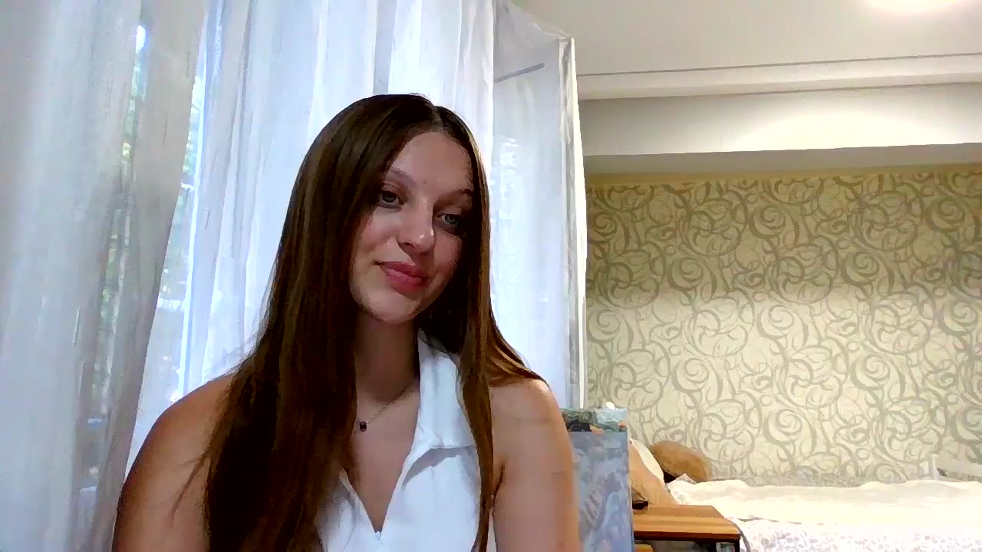 Gallery image thumbnail from Evalimi's myfreecams stream on, 08/08/2025, 14:39 image 1 of 20