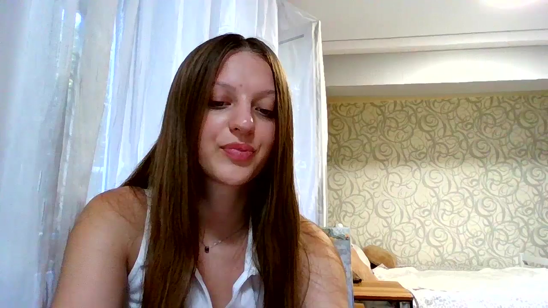 Gallery image thumbnail from Evalimi's myfreecams stream on, 08/08/2025, 14:39 image 16 of 20