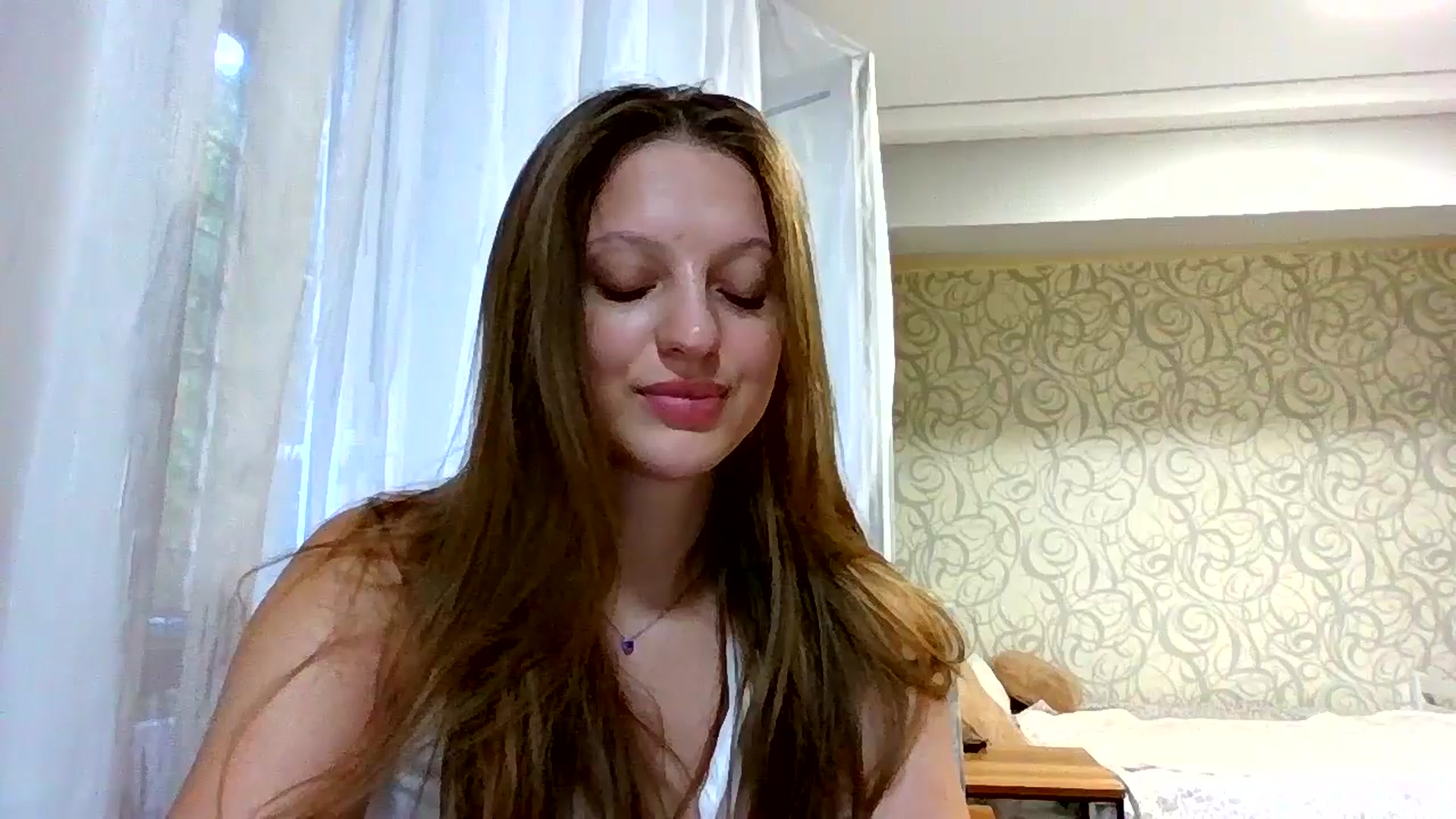 Gallery image thumbnail from Evalimi's myfreecams stream on, 08/08/2025, 15:55 image 9 of 20