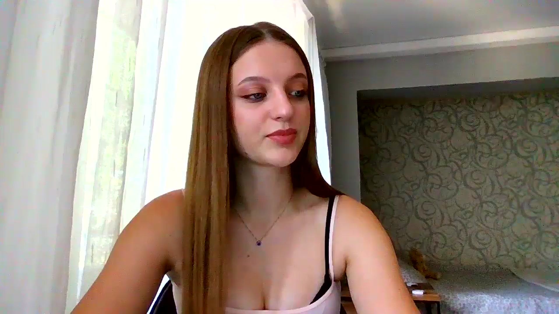 Gallery image thumbnail from Evalimi's myfreecams stream on, 08/15/2025, 11:19 image 9 of 20